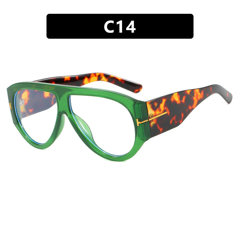 Women Designer Sunglasses in Elegant Retro Design with Wide Frame Stornfield