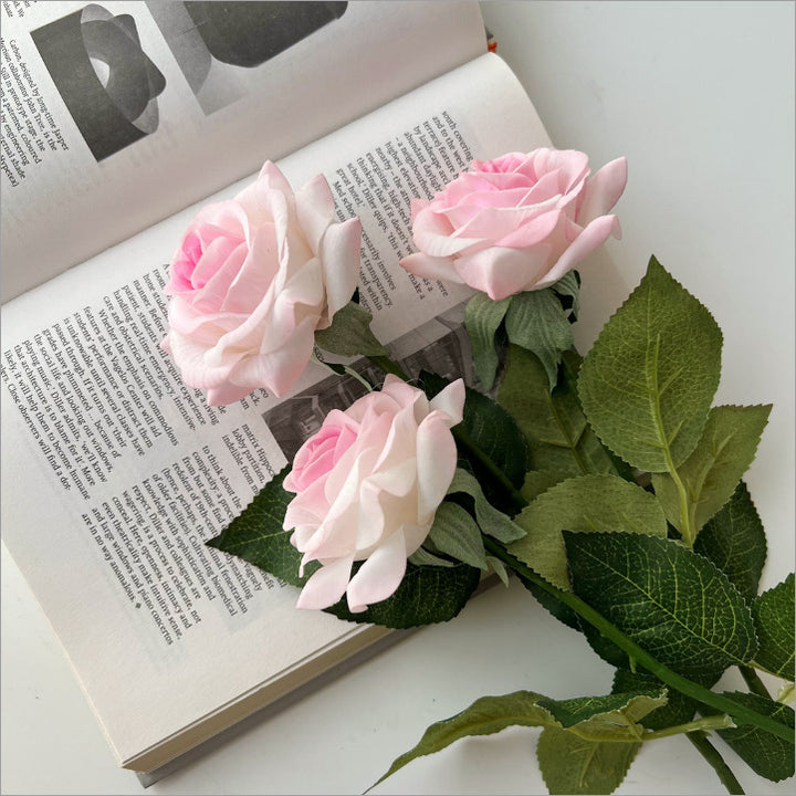 Artistic Floral Decor