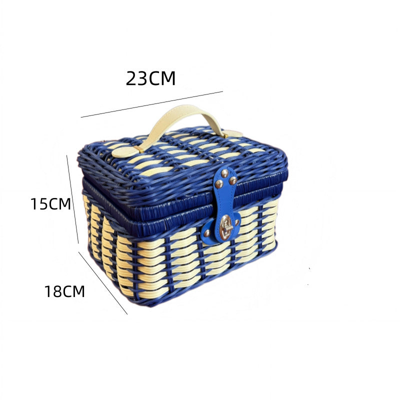 Vintage Picnic Storage Basket Stornfield