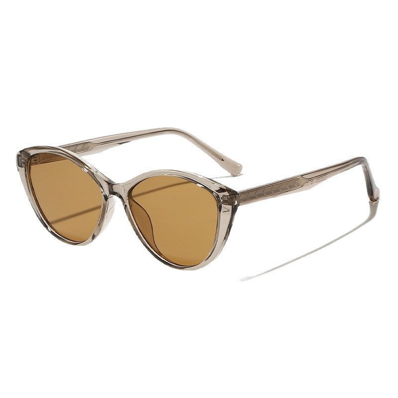 Ladies trendy sunglasses in modern cat-eye style Stornfield