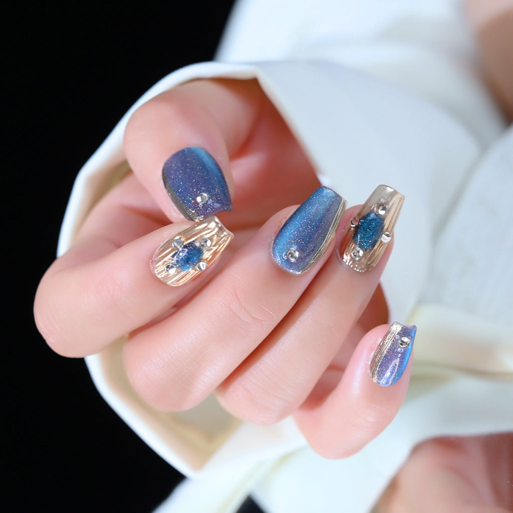 Glittery Press-On Nail Art Stornfield
