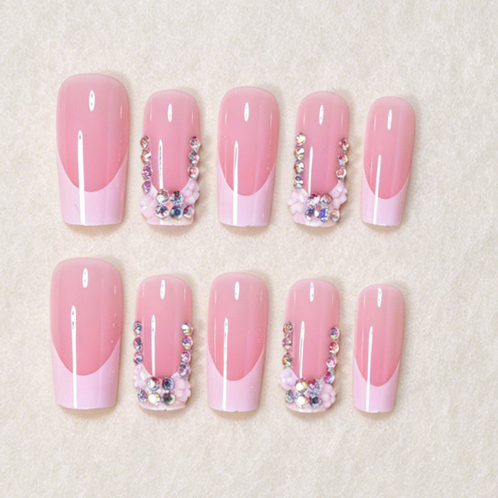 Elegant Floral Accent Press-On Nail Art Set Stornfield