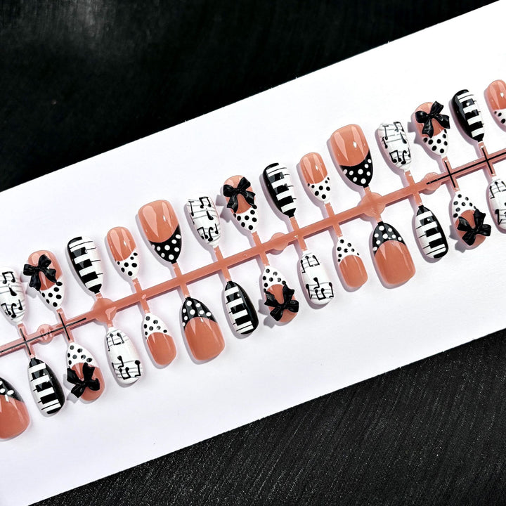 Stylish Themed Press-On Nail Set
