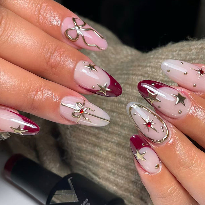 Luxury artificial fingernails with glamorous embellishments Stornfield