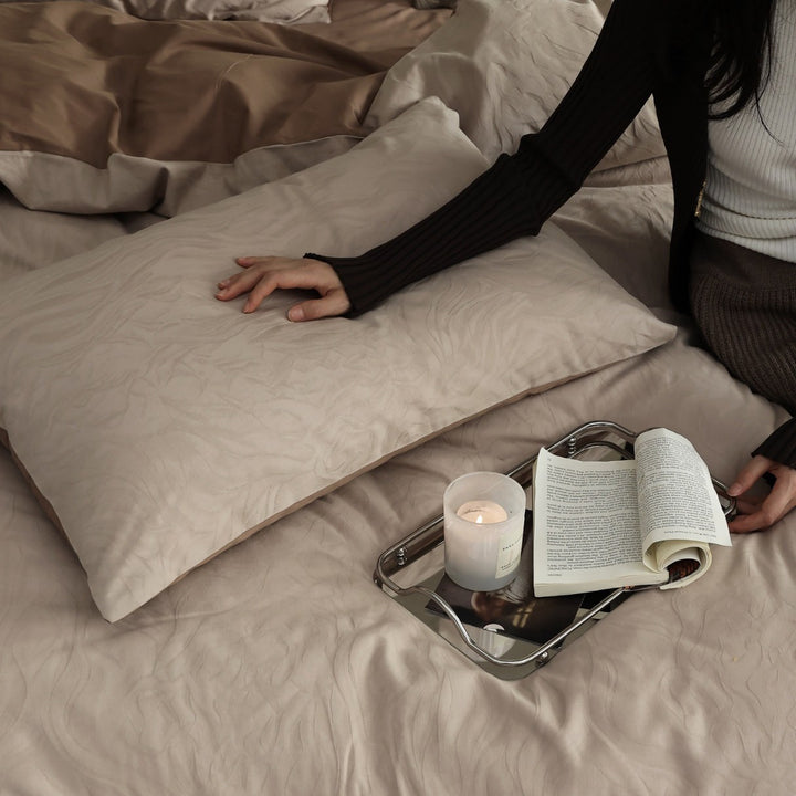 Luxurious year-round bedding set made from skin-friendly cotton blend with subtle wave texture and concealed hotel closure