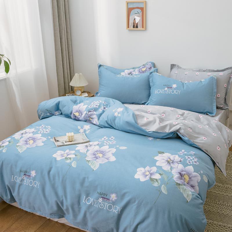 Playful Bear Checkered Comforter Set