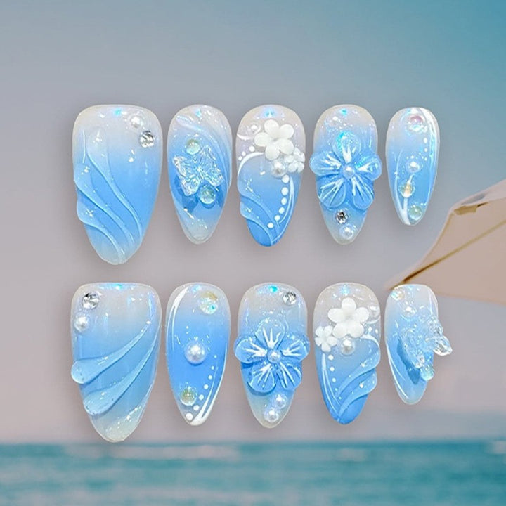 Creative nail art set with maritime accents Stornfield