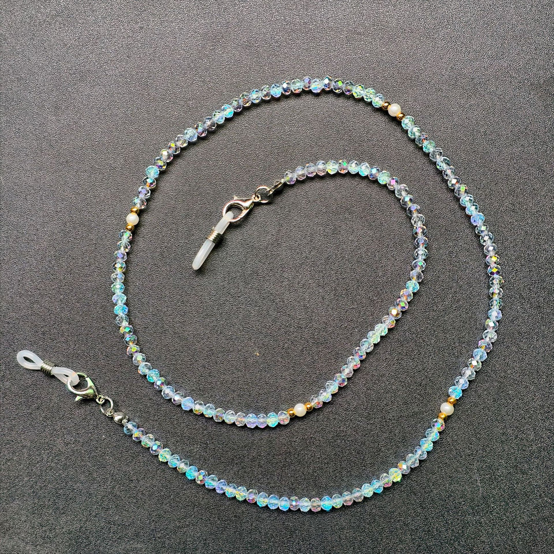 Elegant glasses holder chain with colorful beads Stornfield