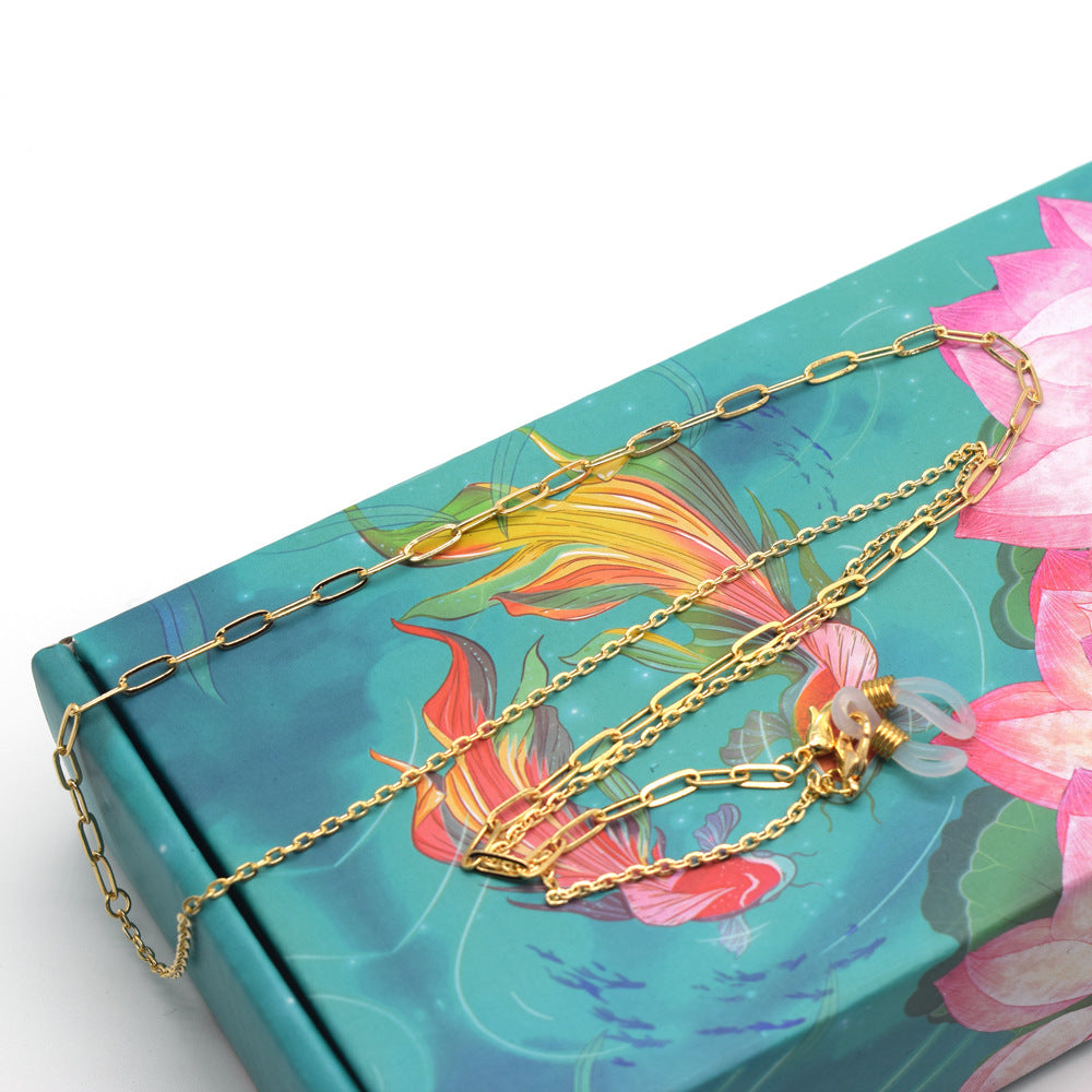 Fashion-Forward Metal Eyewear Chain Stornfield