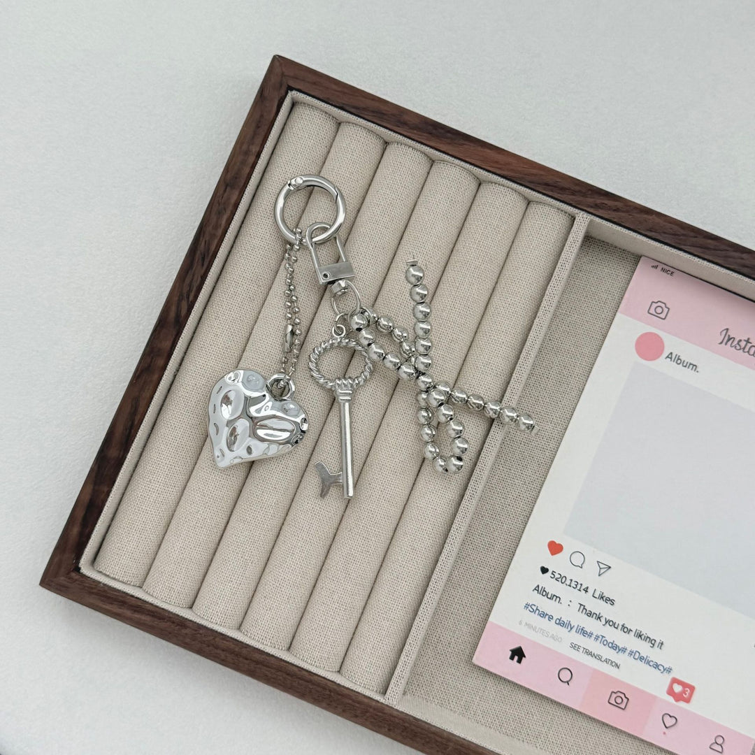 Elegant Heart-Shaped Keychain Stornfield