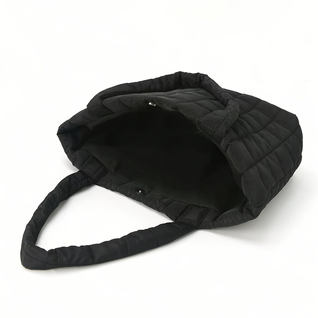 Fashionable and Spacious Travel Bag Stornfield