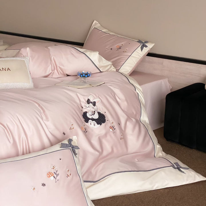 Children's Embroidered Bunny Appliqué Duvet Cover Set with Bow-Tie Corners