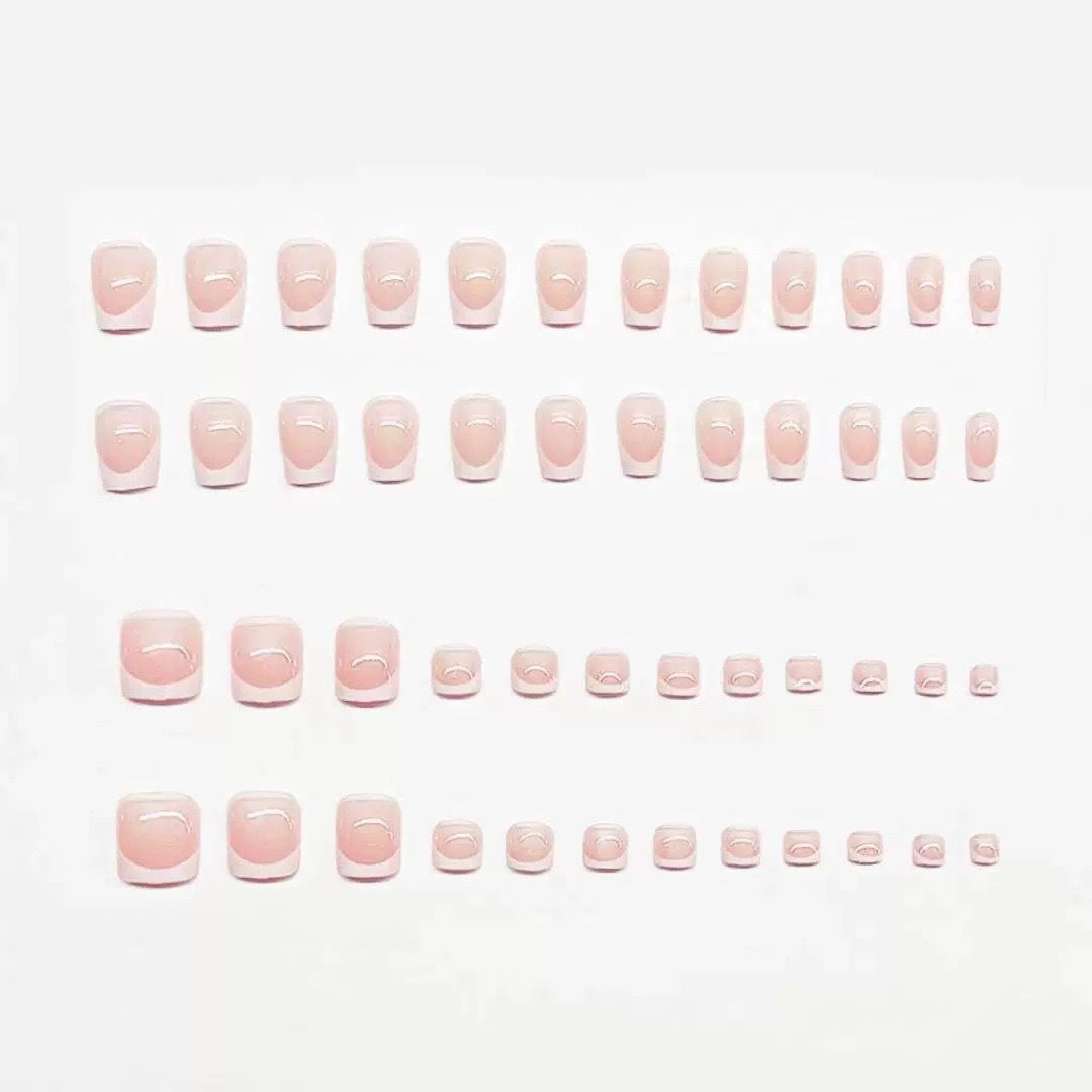 French Tip Nail Art Set Stornfield