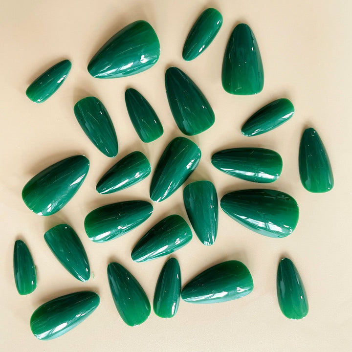 Glossy Almond-Shaped Nail Enhancements Stornfield
