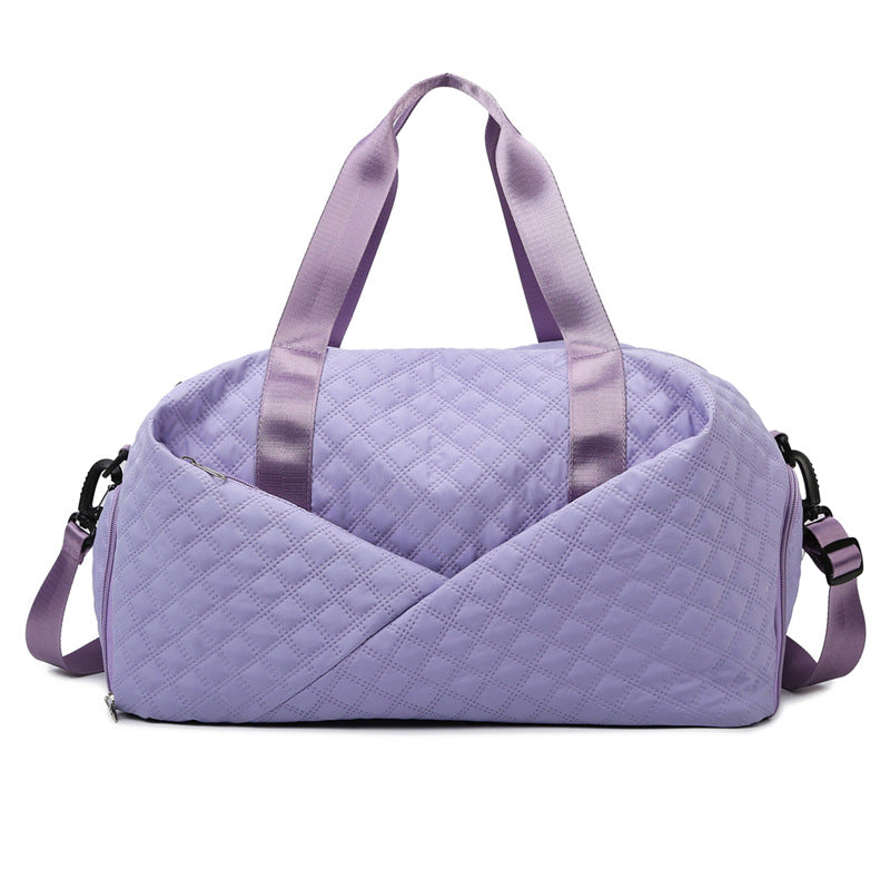 Sporty travel bag with elegant quilted pattern Stornfield