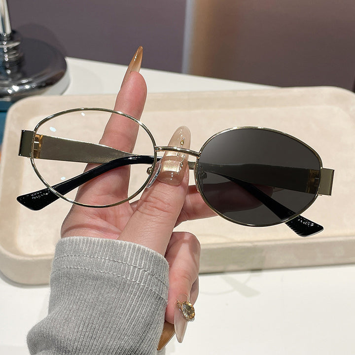 Women Vintage Sunglasses in Oval Design Stornfield