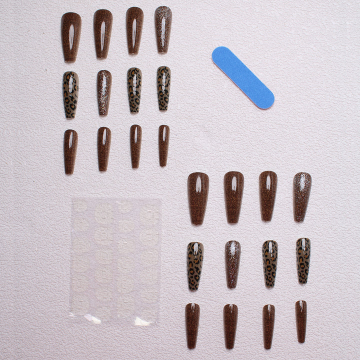 Trendy Press-On Nail Set Stornfield