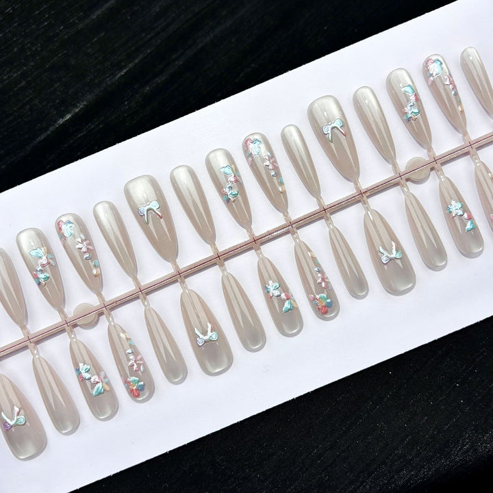 Elegant Decorative Press-On Nail Art Set