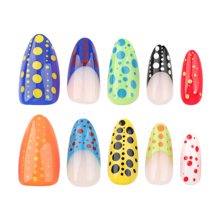 Artificial nail art with creative patterns Stornfield