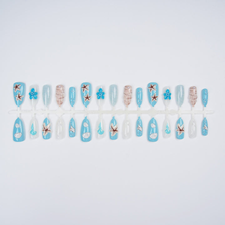 Artistic nail set with maritime design Stornfield