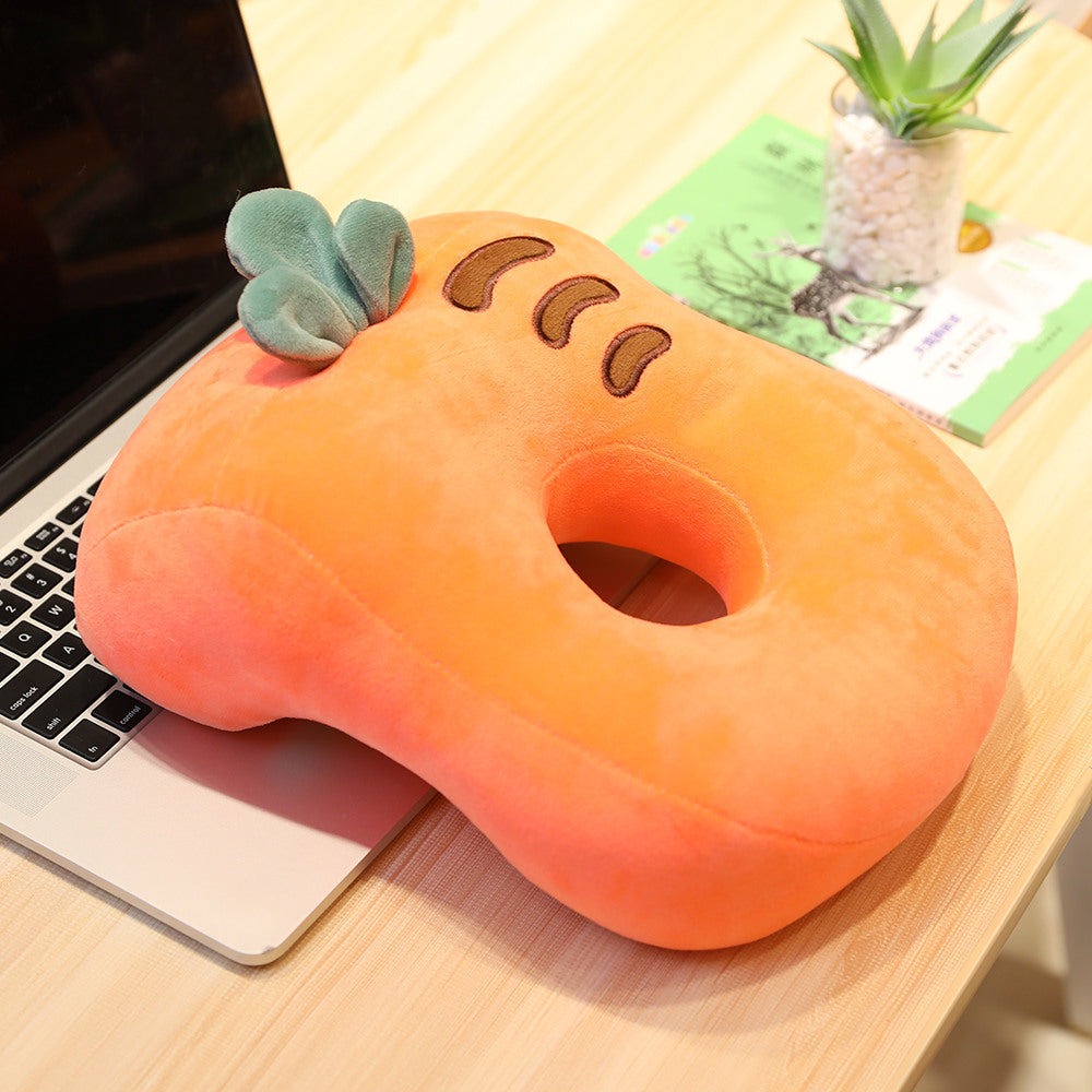 Plush neck support pillow in carrot shape Stornfield