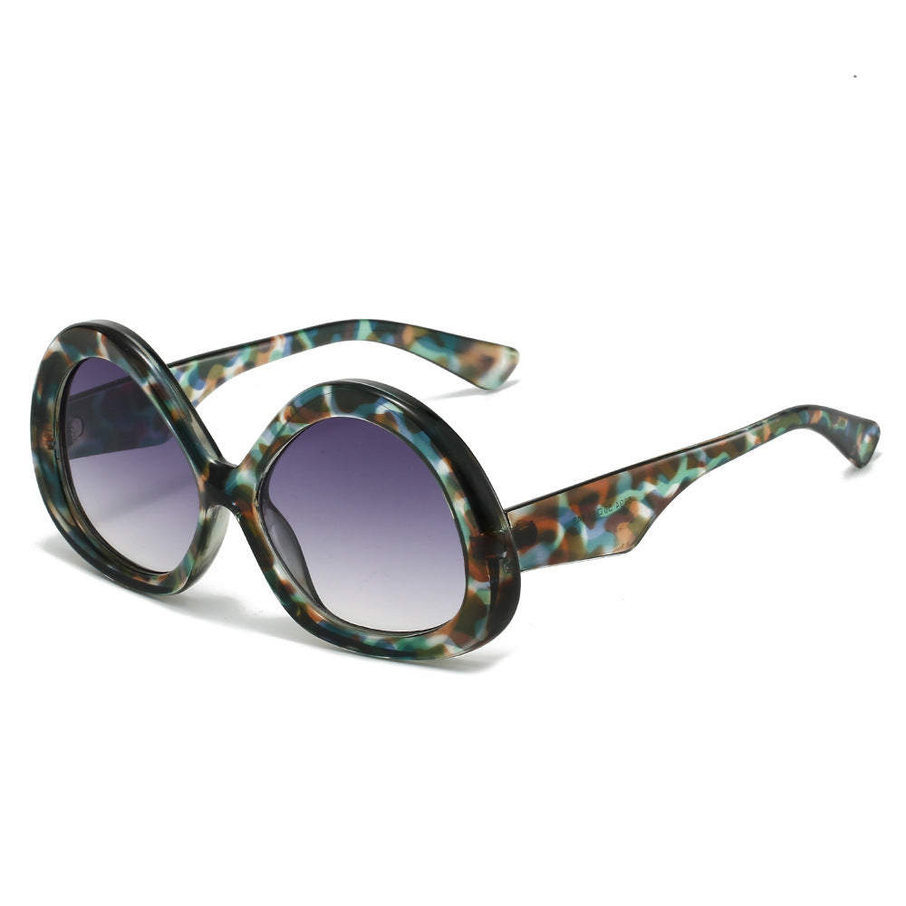 Oversized Retro-Inspired Butterfly Sunglasses Stornfield
