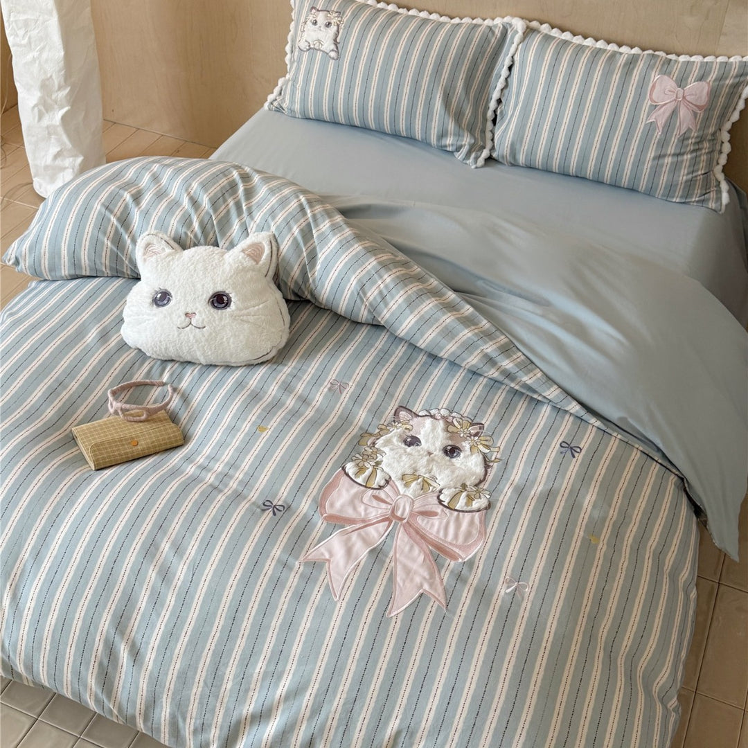 Striped Cotton Duvet Cover Set with 3D Plush Cat Appliqué & Bow Embroidery