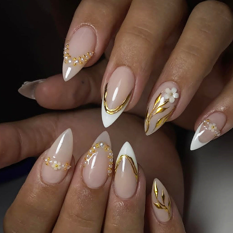 Elegant Decorative Press-On Nail Set with Floral Accents Stornfield