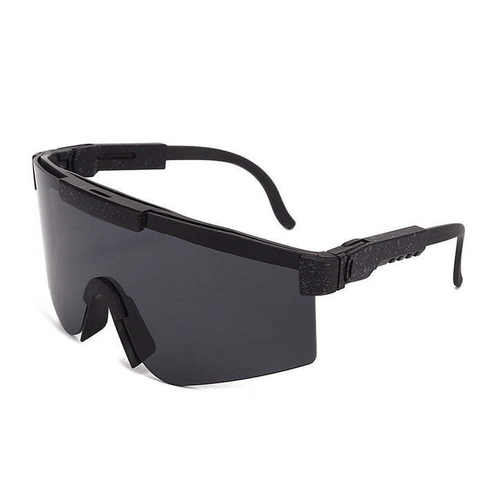 Women's Sporty Statement Sunglasses in Modern Design Stornfield