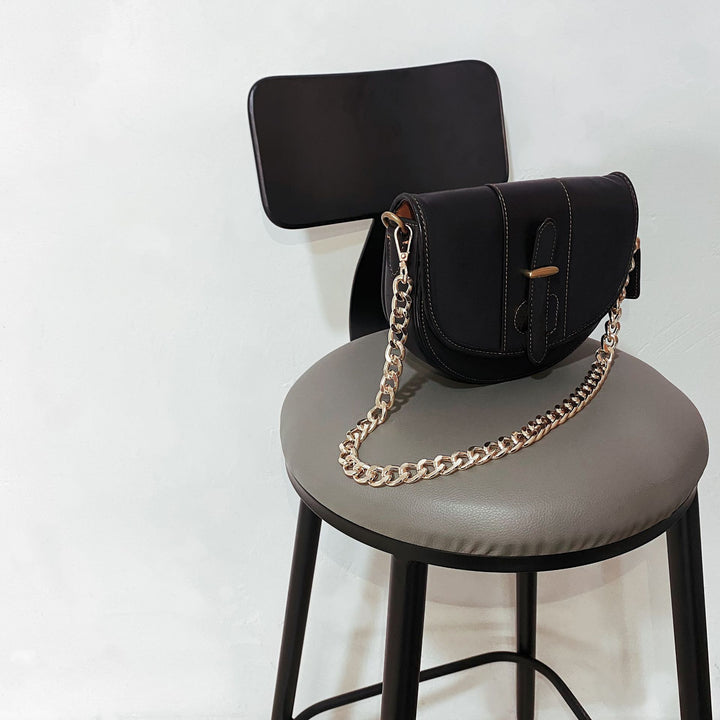 Statement Chain Necklace Stornfield