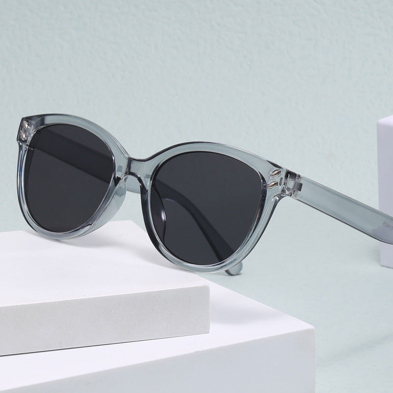 Ladies fashionable designer sunglasses with unique glamour frame Stornfield