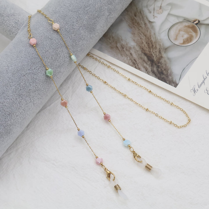 Elegant Gold Chain Necklace with Gemstones Stornfield