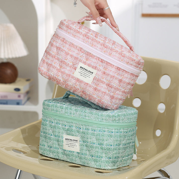 Insulated Makeup Storage Case Stornfield