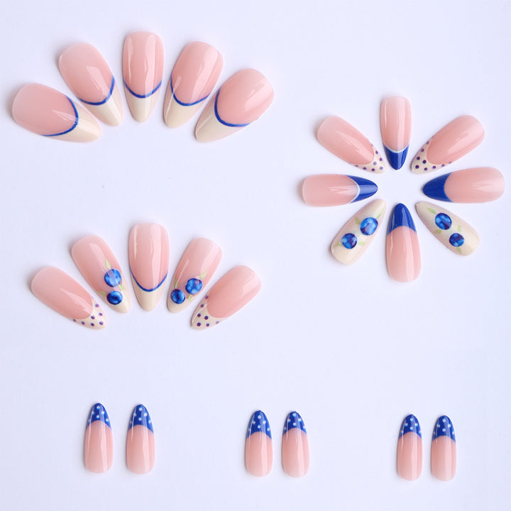 Artificial Nails with Artistic Accents Stornfield