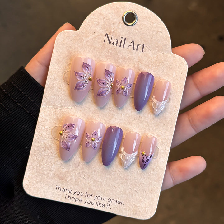 Floral-Themed Press-On Nail Art Set Stornfield