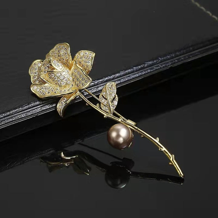 Elegant Brooch in Flower Shape with Rhinestones and Pearl Stornfield