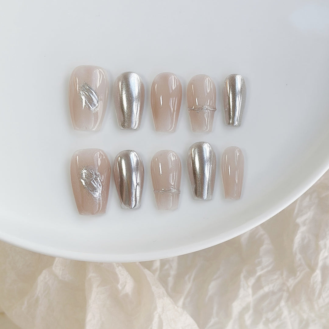 Premium Press-On Nail Art with Metallic and Glossy Finish
