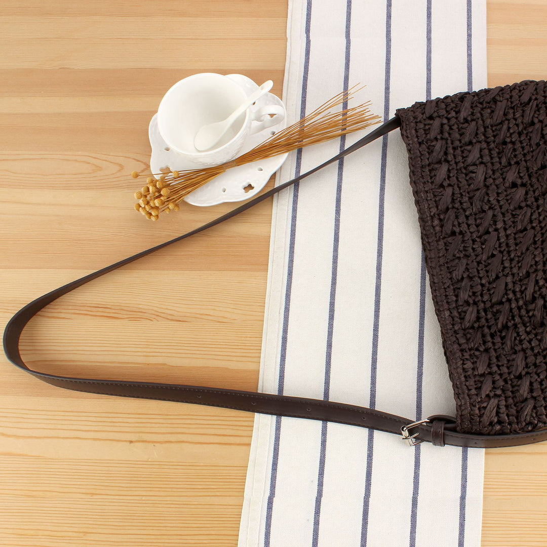Shoulder bag with modern macrame design Stornfield