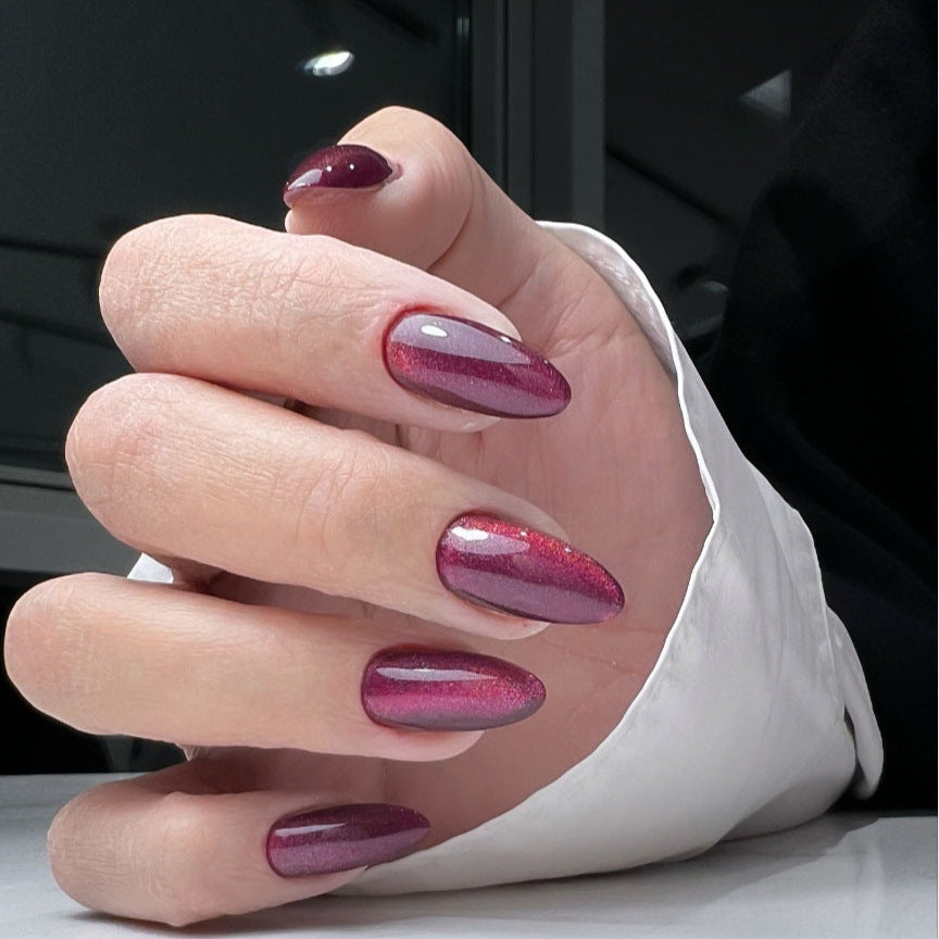 Glossy Almond-Shaped Press-On Nail Set Stornfield 1787225031