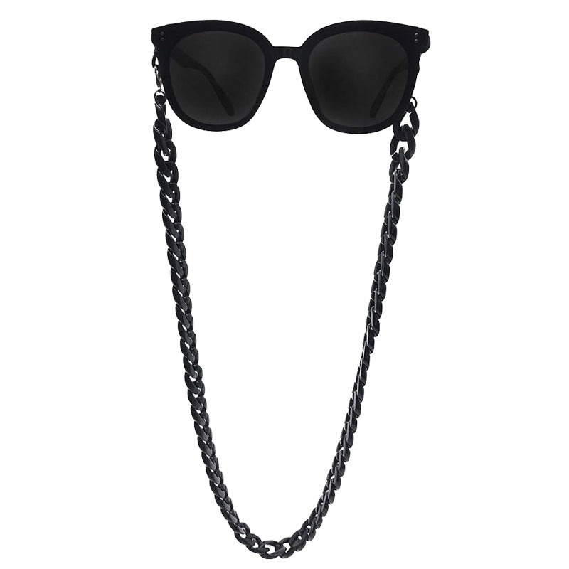 Stylish Statement Chain Stornfield