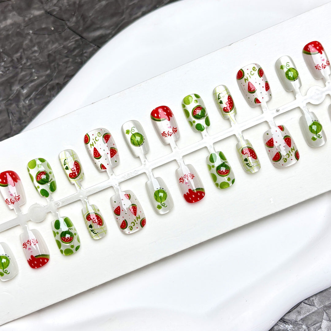 Fruit-Inspired Press-On Nail Set