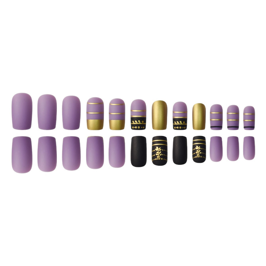 Trendy Press-On Nail Art with Decorative Gold Accents Stornfield