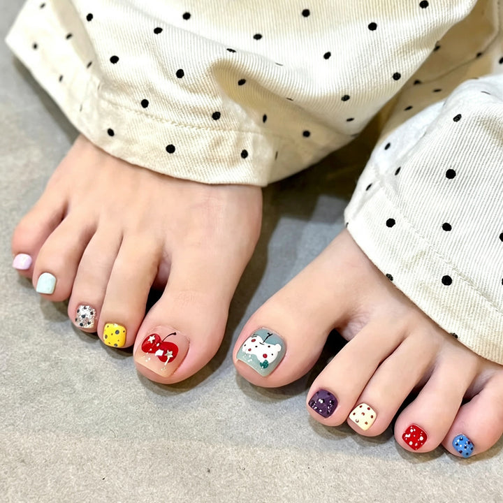 Creative Themed Press-On Nail Collection Stornfield