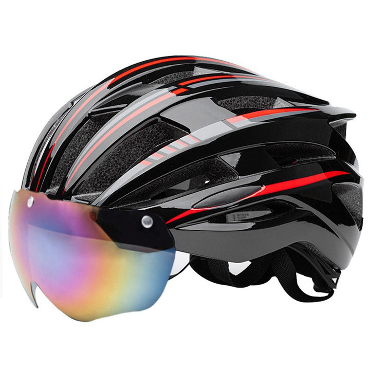 Road bike helmet with visor-friendly design and excellent ventilation Stornfield