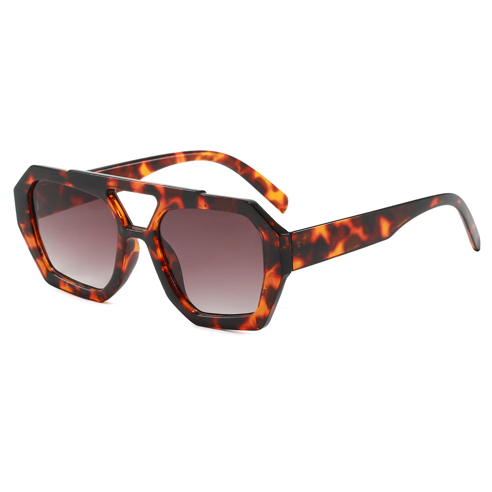 Women's geometric sunglasses in extravagant design Stornfield
