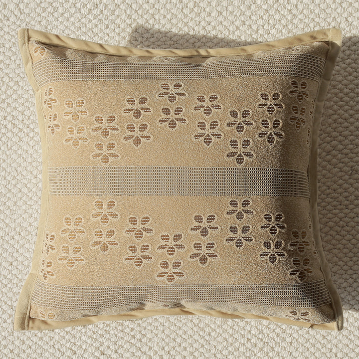Designer cushions with abstract pattern