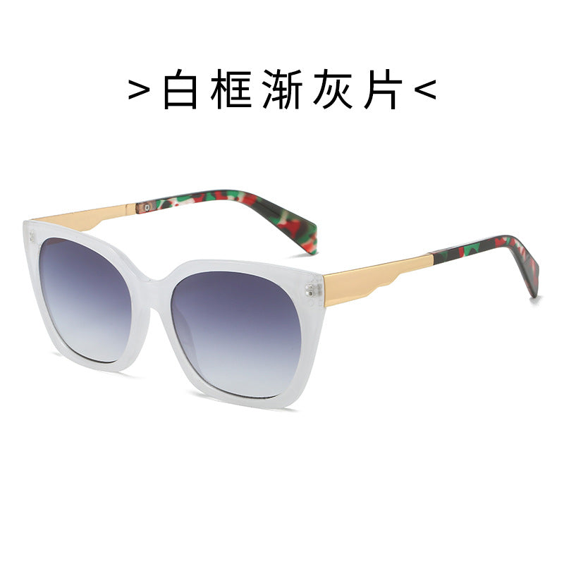 Women's oversized sunglasses with elegant transparent frame and golden accents Stornfield