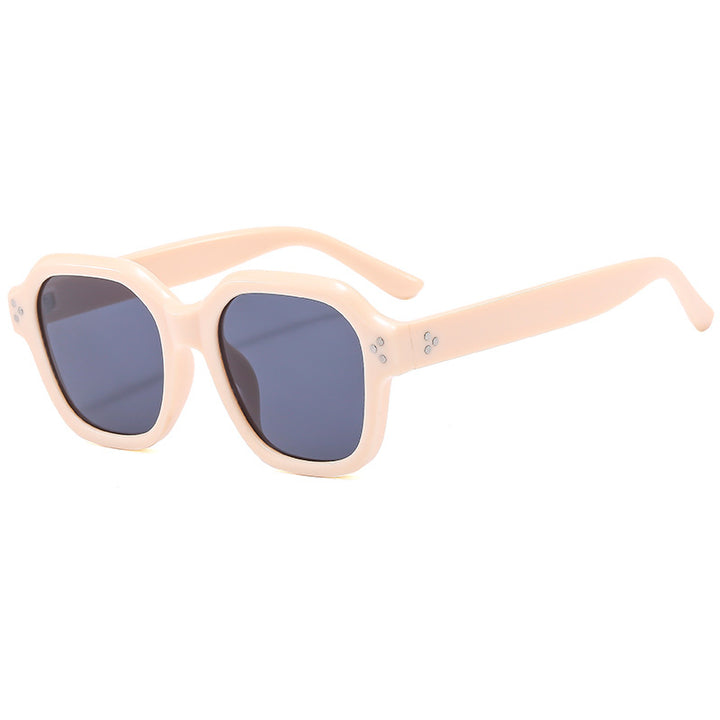 Women’s Fashion Retro Sunglasses with Wide Frame and UV Protection Stornfield