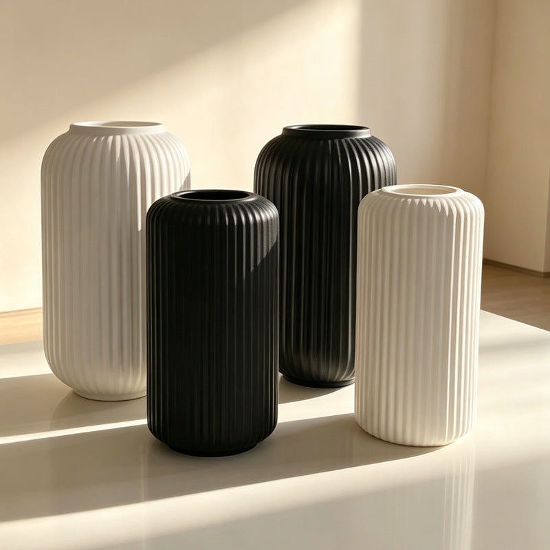 Elegant Ribbed Ceramic Decorative Vase Stornfeild