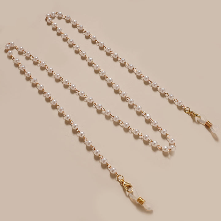 Elegant Beaded Eyewear Chain Stornfield